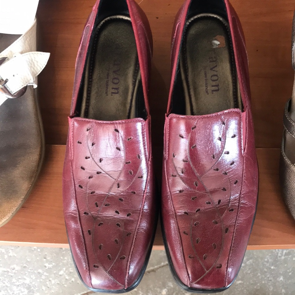 Aravon by New Balance